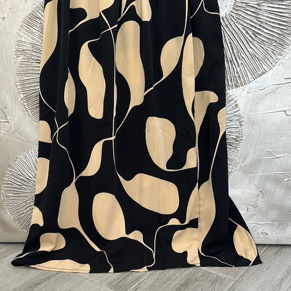 Elegant Black and Cream Women's Skirt - Picture 5 of 6